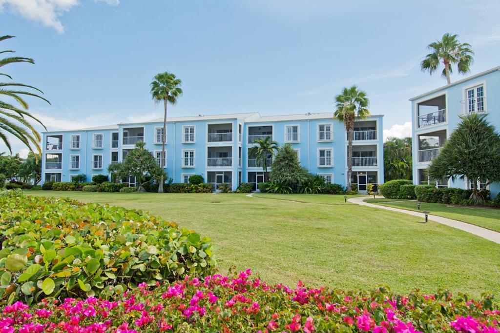 Grandview Condominiums George Town Bagian luar foto