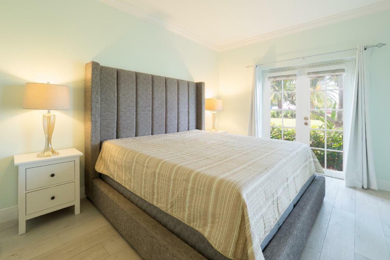 Grandview Condominiums George Town Bagian luar foto